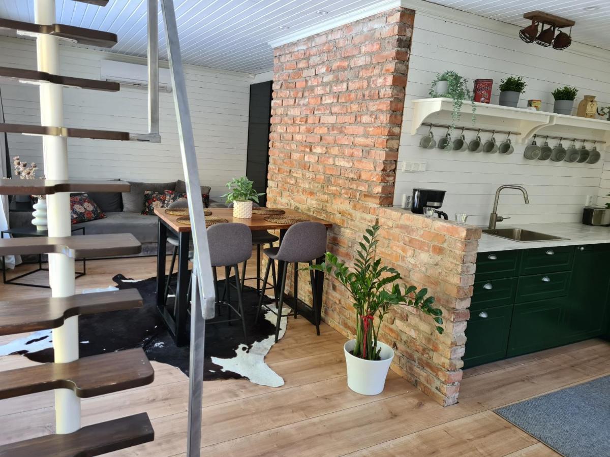 Pinebo Palace Guesthouse Ulricehamn Ngoại thất bức ảnh