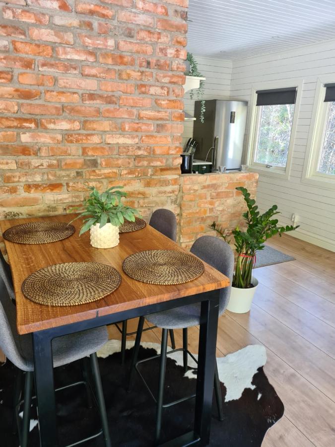 Pinebo Palace Guesthouse Ulricehamn Ngoại thất bức ảnh
